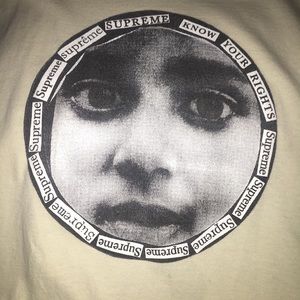 Supreme know ur rights tee